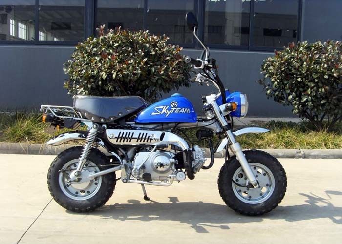 A bicicleta sem redução da sujeira do estilo 50cc de Skyteam, gás esperto da forma pôs mini bicicletas