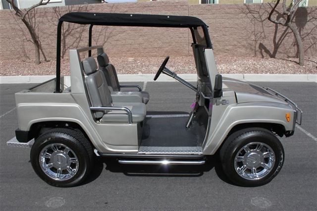 Carrinhos de golfe motorizados do martelo dos carrinhos de golfe da rua estilo bonde legal com luzes principais grandes