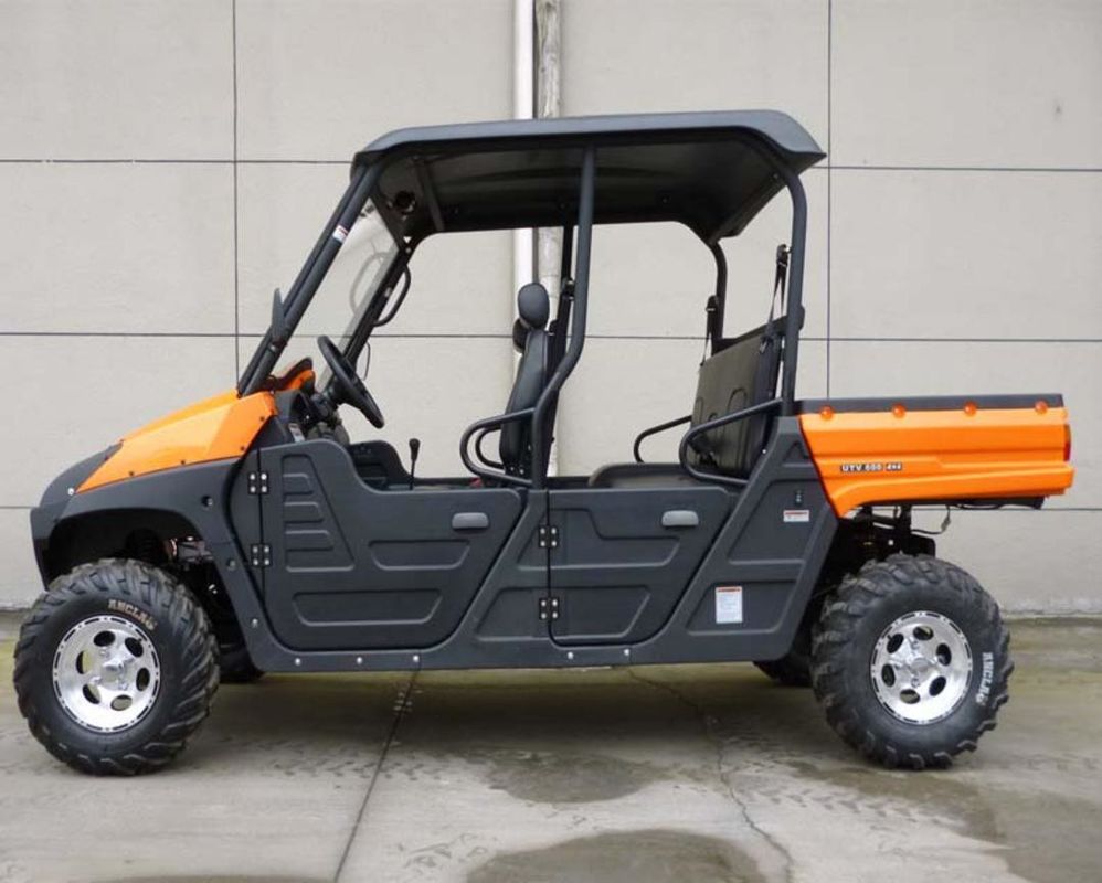 600cc veículo utilitário de quatro rodas, única montanha rochosa UTV do curso 5 SEATER do cilindro 4
