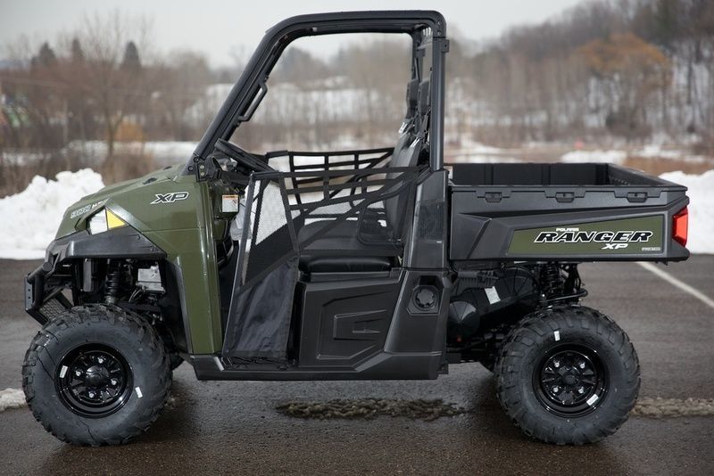 Guarda florestal Xp do Polaris 900 veículos utilitários do gás do verde prudente com para-brisa e portas
