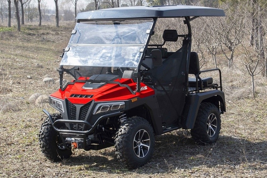 Carros de golfe 450 EFI 4X4 UTV 450 MAX - 4 Passageiros 4WD Diferencial dianteiro e traseiro com eixo de equilíbrio do motor de bloqueio