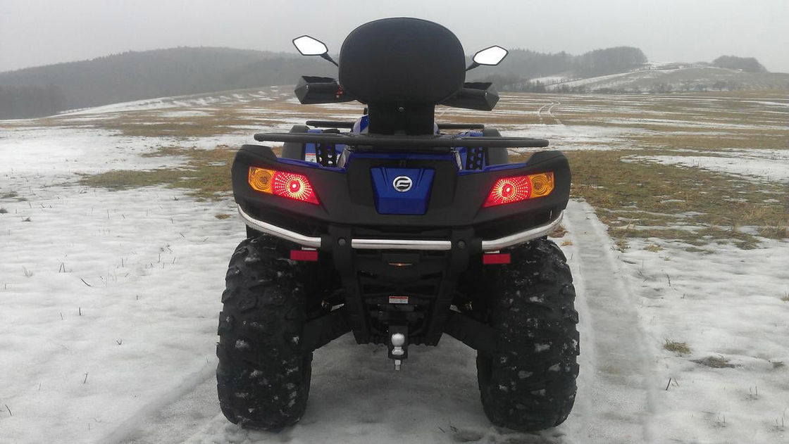 800cc as 4 válvulas V-gêmeas 4 afagam a utilidade ATV 46kw 6700rpm do esporte com água de refrigeração