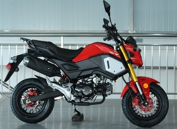 Motocicleta de edição especial com transmissão manual, arranque elétrico, faróis duplos, rodas grandes de 12 polegadas
